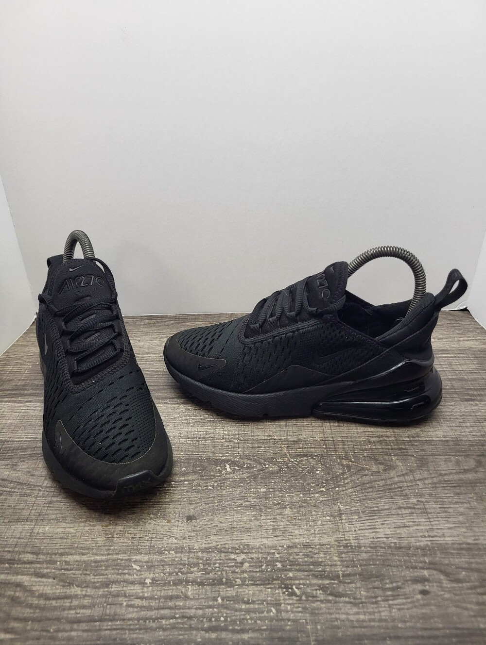 Nike Air Max 270 Triple Black Sneakers Shoes Women’s Size 6 Athletic Running
